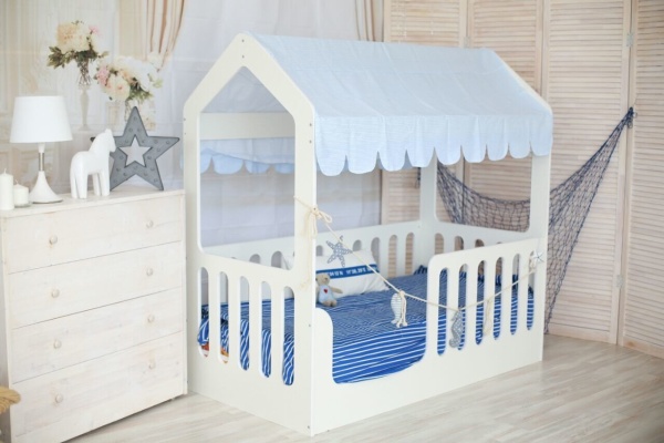 Кровать Сказка (Домик) Белая/Спальное Место 800 х 1600 мм